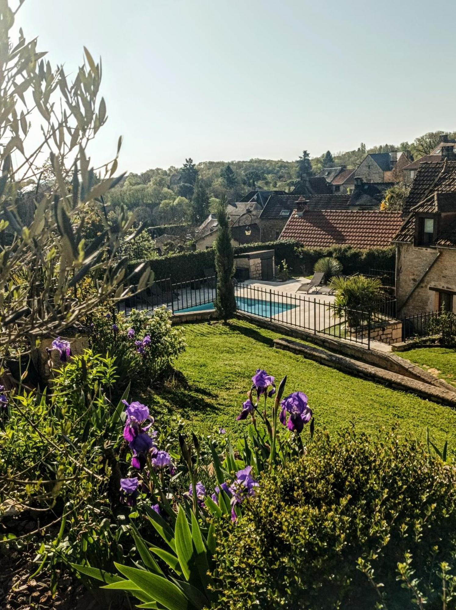 Le Clos De La Musardise - Gites De Charme Avec Piscine Chauffee Salignac Eyvigues Exterior photo